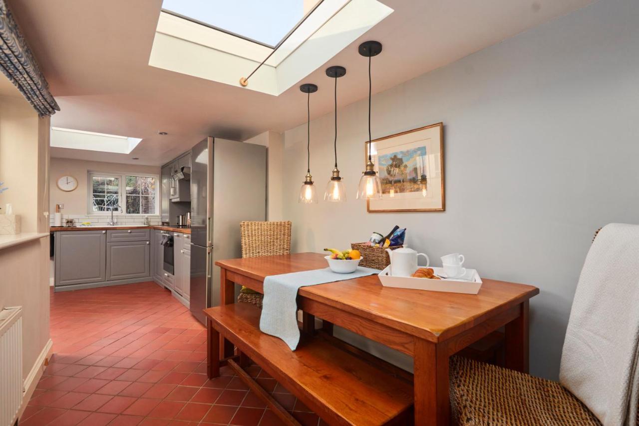 Windlass Cottage Lymington Exterior foto